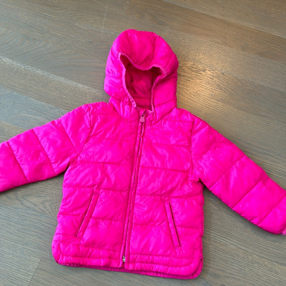Baby gap hot pink girls down jacket. Size 2T. Gently worn, like new.